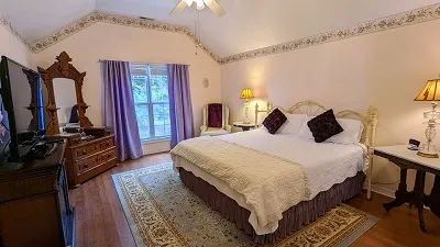 Chablis Suite