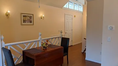 Chablis Dining Table