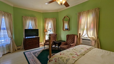 Chantilly Bedroom